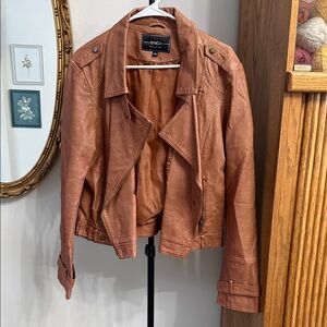 ENCH Women's Tan Leather Jacket